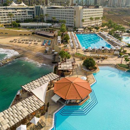 Moevenpick Hotel Beirut Exterior foto
