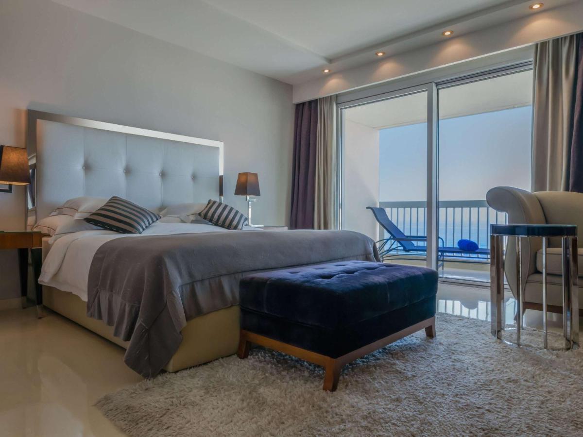 Moevenpick Hotel Beirut Exterior foto