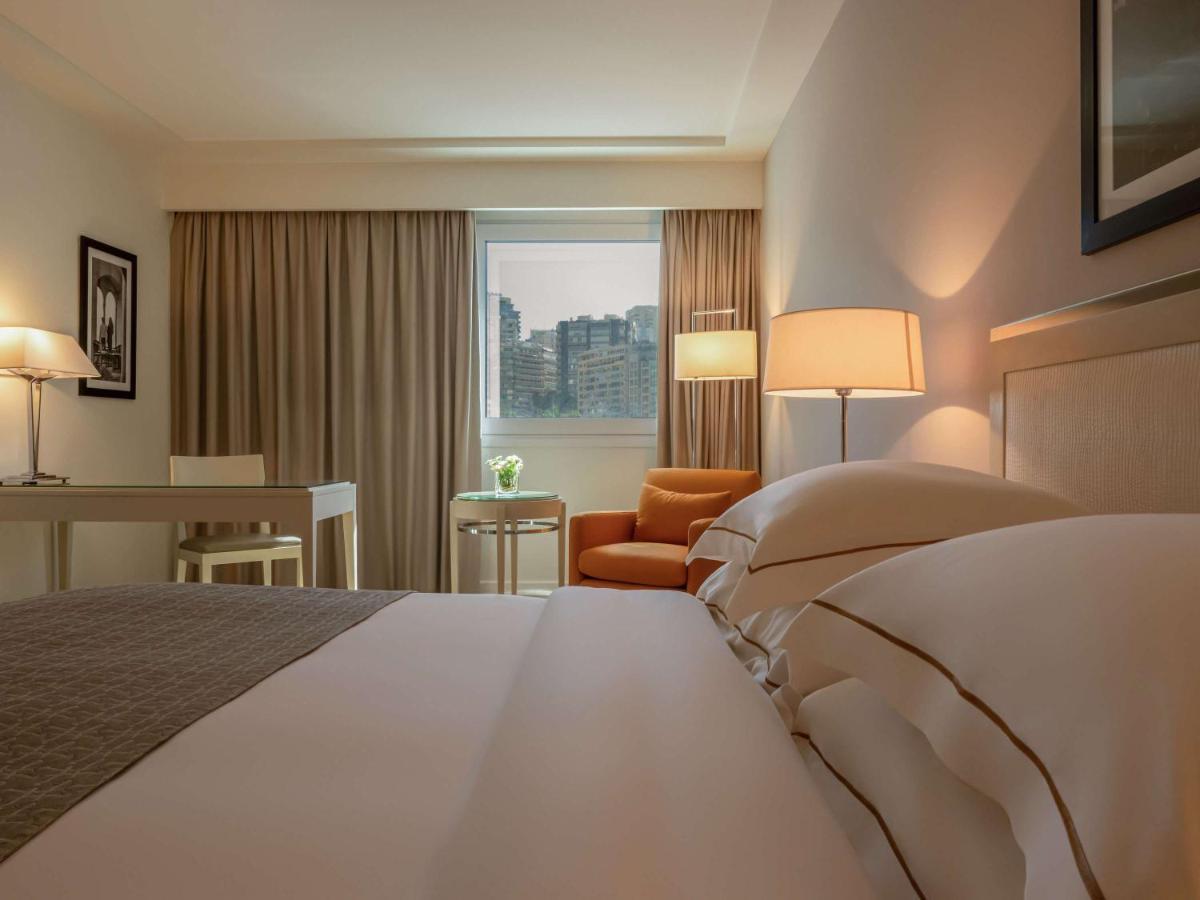 Moevenpick Hotel Beirut Exterior foto