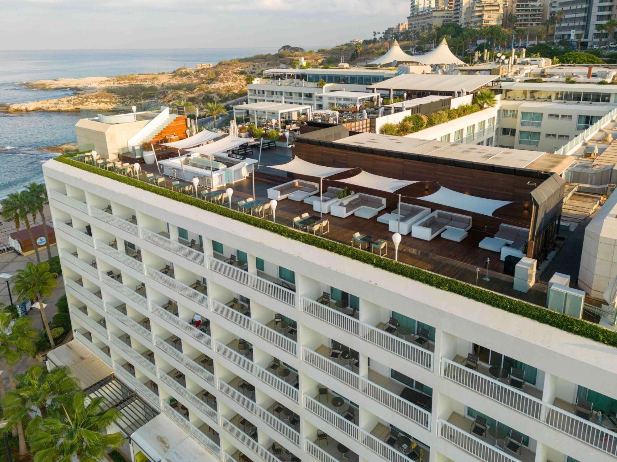 Moevenpick Hotel Beirut Exterior foto