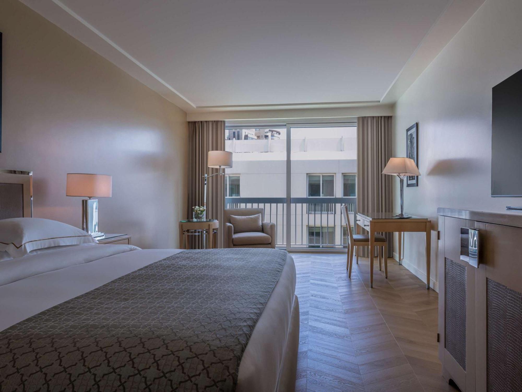 Moevenpick Hotel Beirut Exterior foto